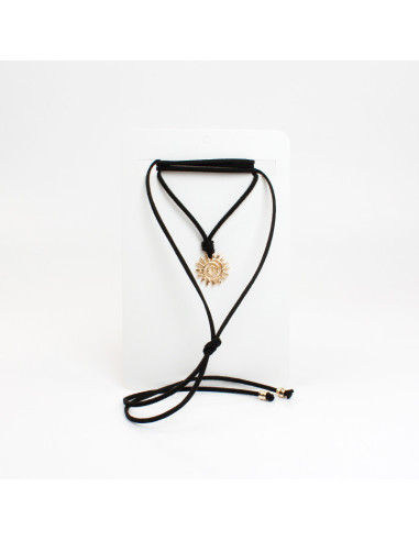 Collar de Gamuza conDije de Sol por Mayor | Infinita Moda