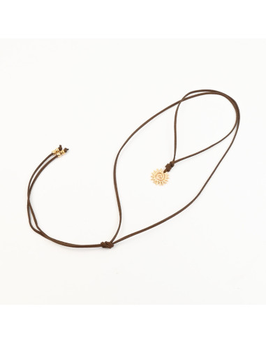 Collar de Gamuza conDije de Sol por Mayor | Infinita Moda