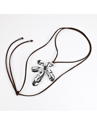 Collar Corbatero de Gamuza | Infinita Moda