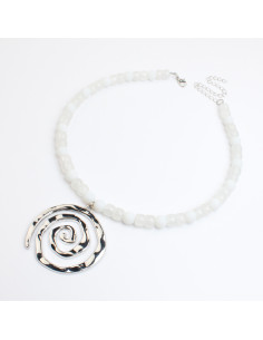 Collar con dije de espiral | INFINITA MODA | Mayorista de Bijouterie